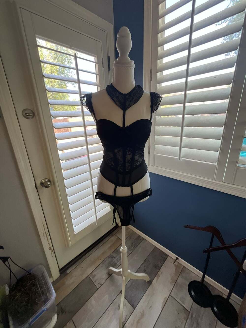 Black Lace Corset Lingerie Set with Garter straps